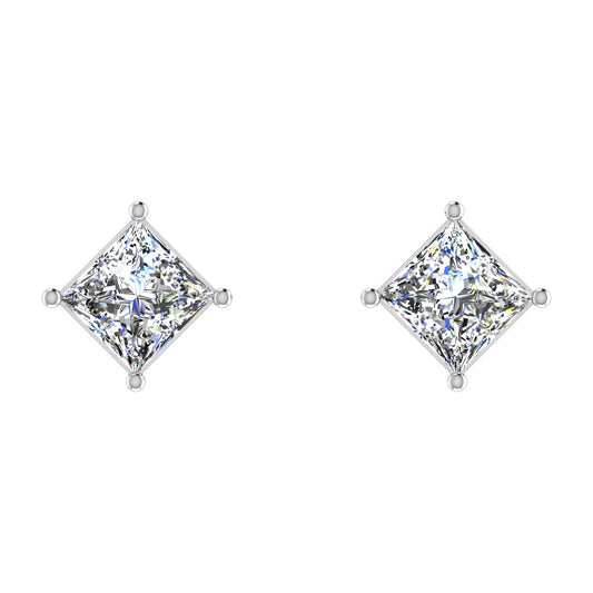 Princess-Cut Solitaire in 2 Carat